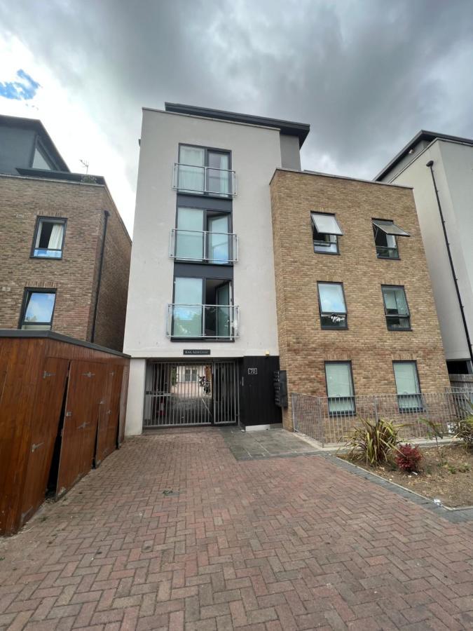 Clapham House Lägenhet London Exteriör bild